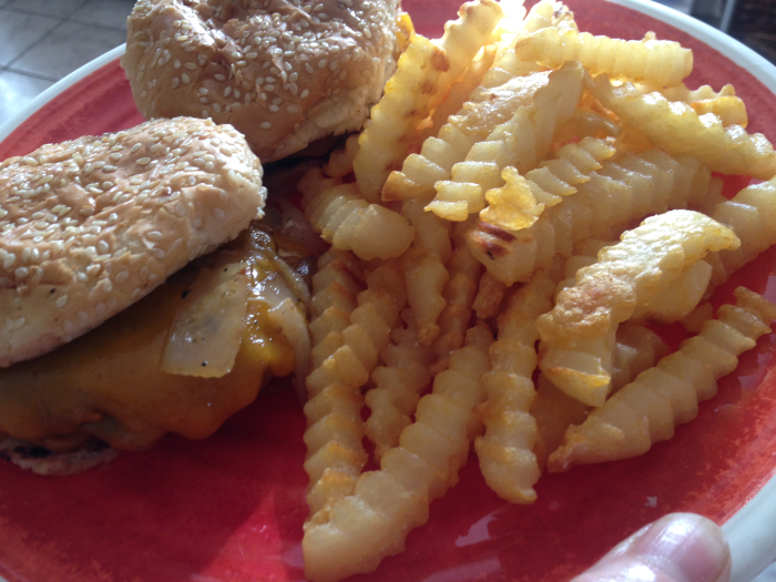 Best Cheeseburgers and Crinkle Fries 2