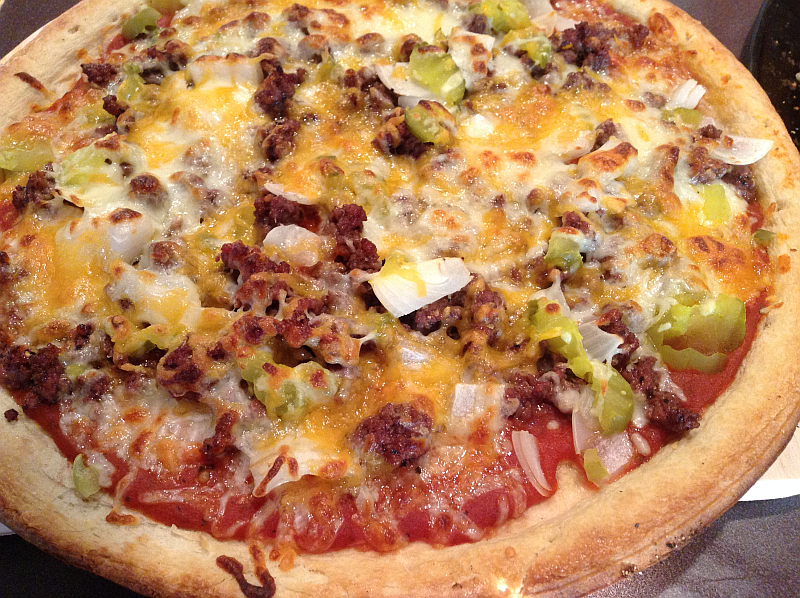 Grilled Cheeseburger Pizza