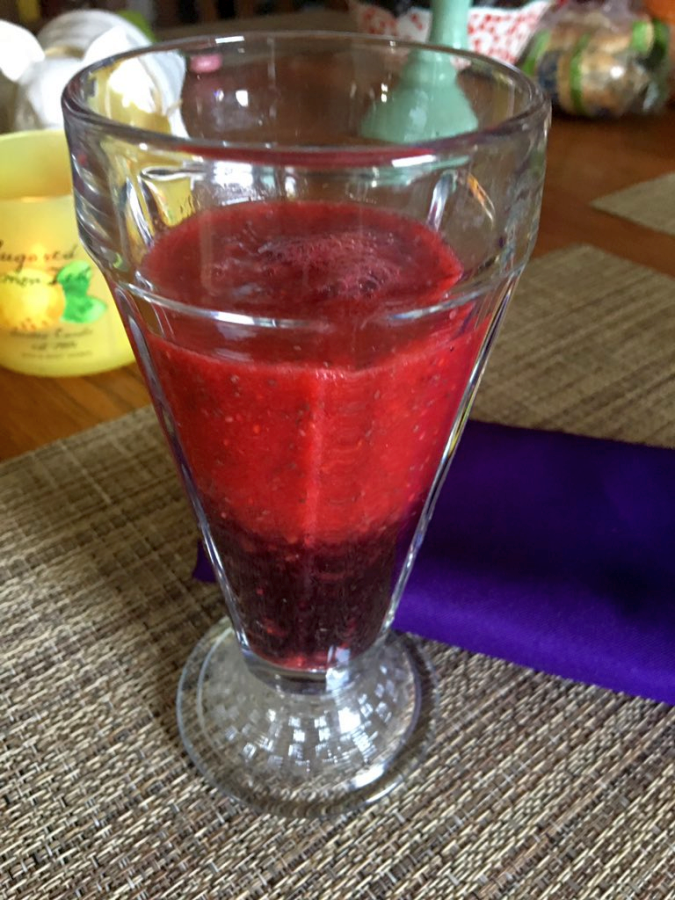 Raspberry and Grape Juice Smoothie 