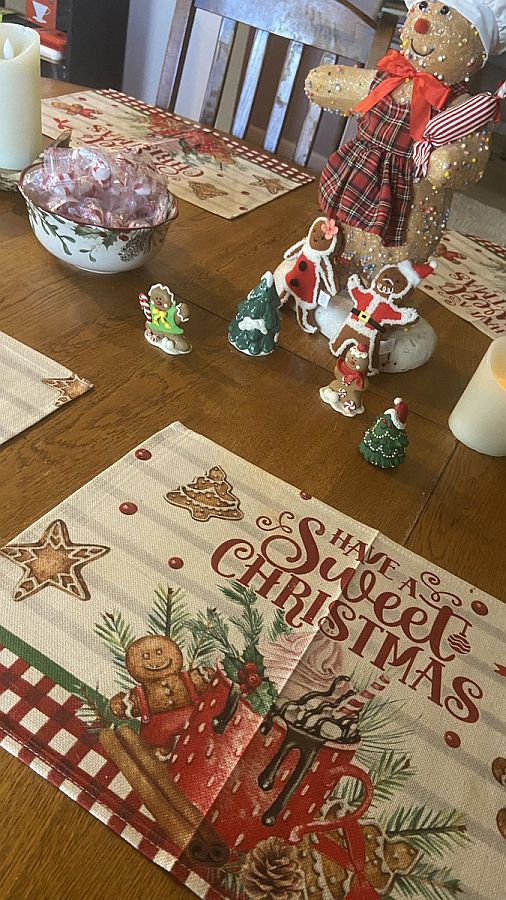 Gingerbread Man Placemats 